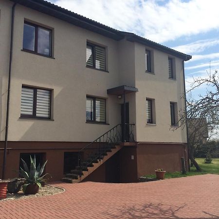 Apartamento Sveciu Namai Ryskenai Exterior foto